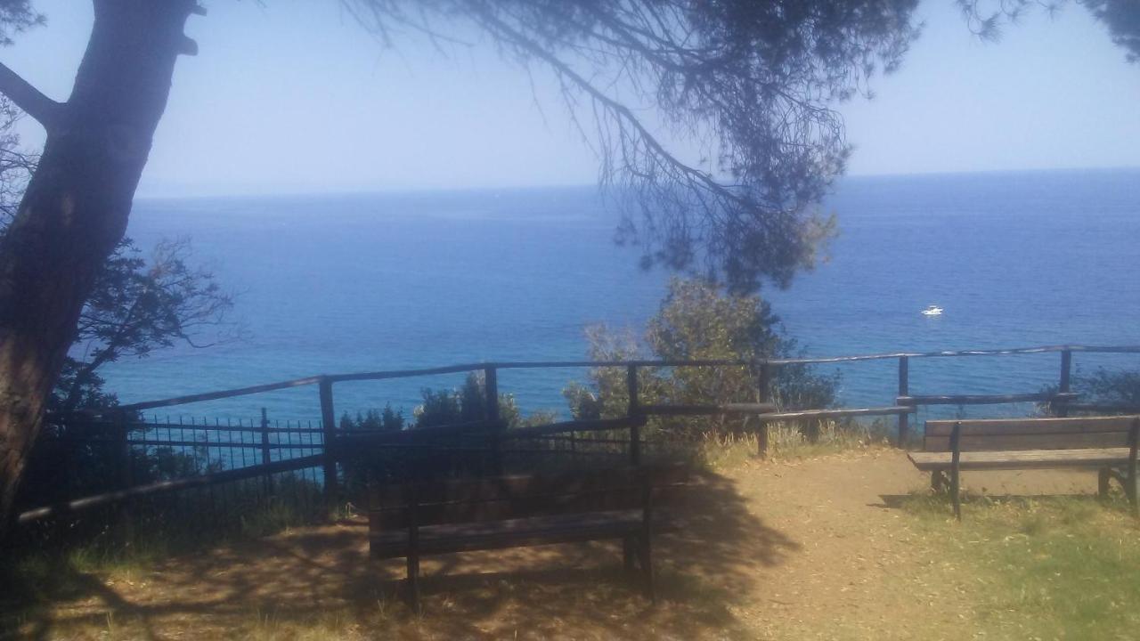 Il Capriolo Bed and Breakfast Celle Ligure Buitenkant foto